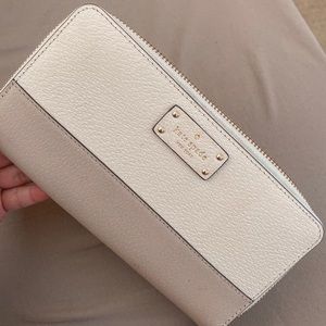 🚫SOLD on Mercari🚫 Kate Spade Wallet